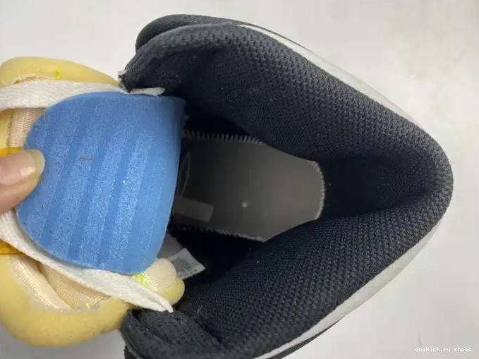 Rep HIGH OG RETRO 1 555088-118 AIR 'VOLT JORDAN GOLD' 0426